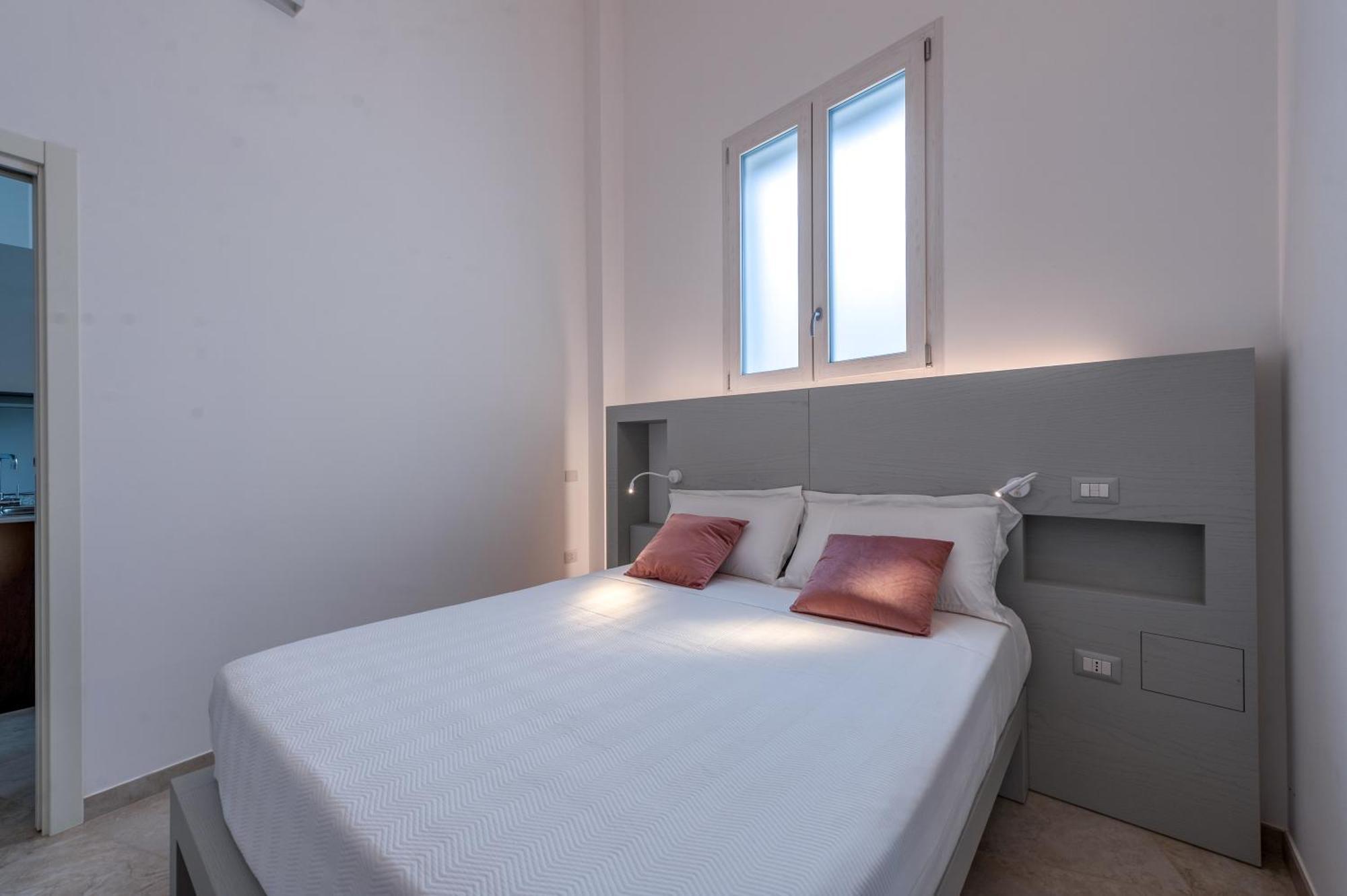 The Secret Door 12 Apartment Cellino San Marco Exterior photo